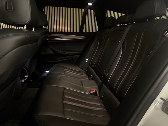 BMW 520d 15 of 28