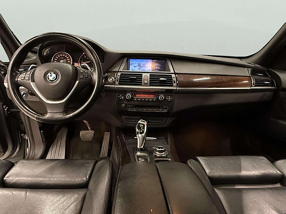 BMW X5 9 of 18
