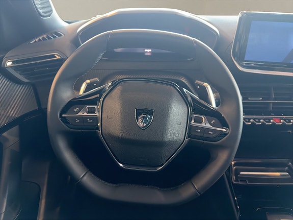 Peugeot 2008 10 of 13