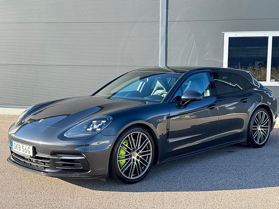 Porsche Panamera 4 13 of 16