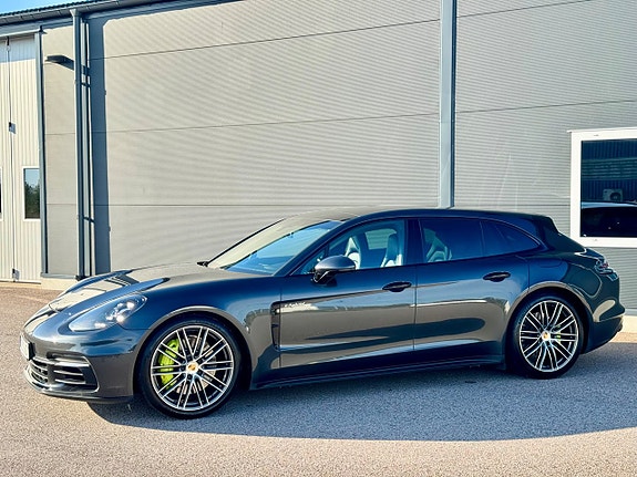 Porsche Panamera 4 2 of 16