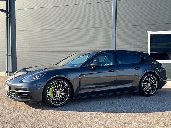 Porsche Panamera 4 16 of 16