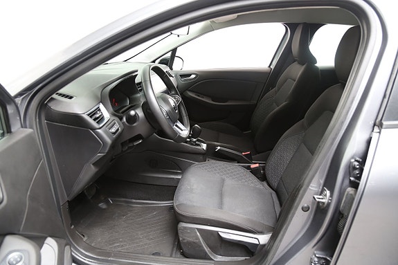 Renault Clio 10 of 24
