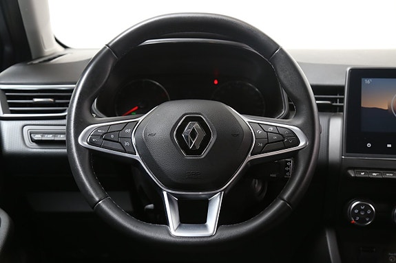 Renault Clio 15 of 24