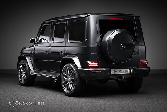 Mercedes-Benz G63 2 of 20