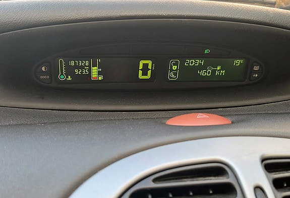 Citroen Xsara Picasso 9 of 12