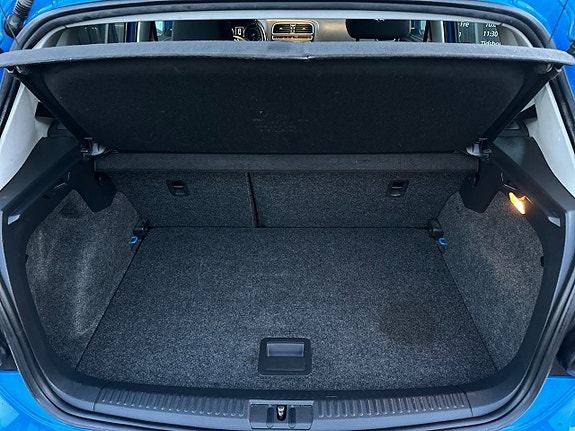 Volkswagen Polo 20 of 20