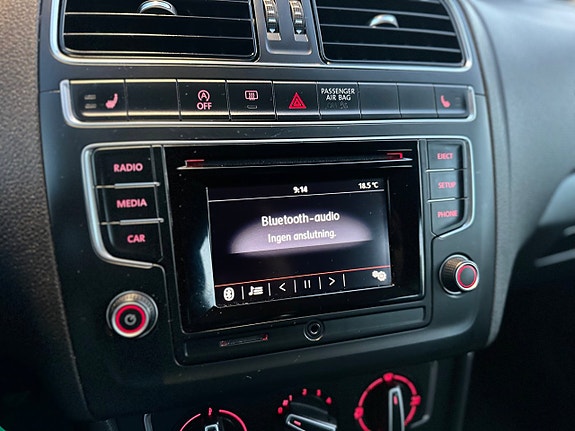 Volkswagen Polo 10 of 20