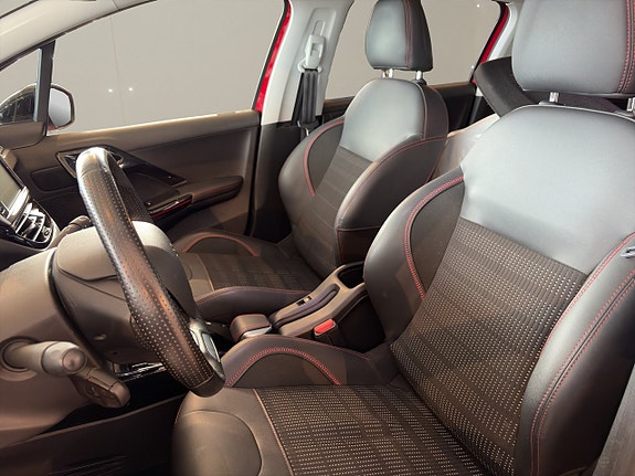Peugeot 2008 9 of 13