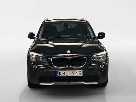 BMW X1 8 of 14