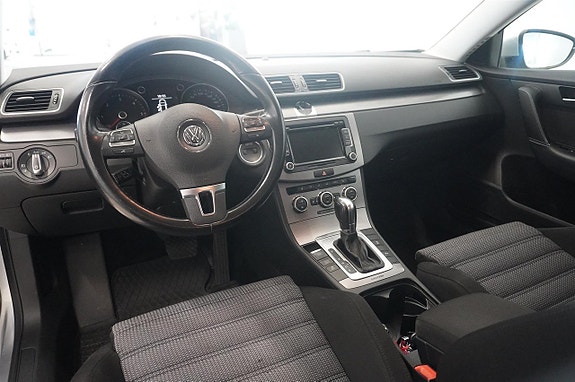 Volkswagen Passat 8 of 10