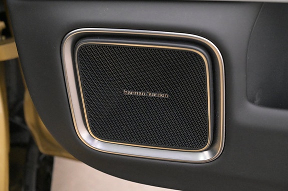 Polestar 4 11 of 27