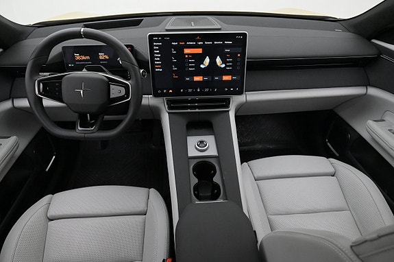 Polestar 4 6 of 27