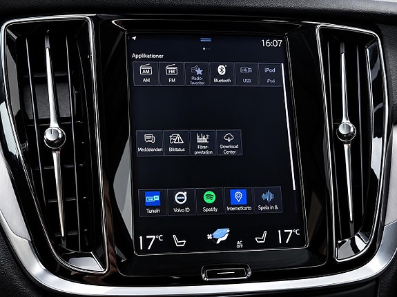Volvo V60 16 of 19