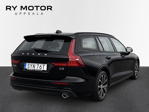 Volvo V60 4 of 19