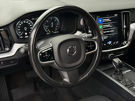 Volvo V60 14 of 19