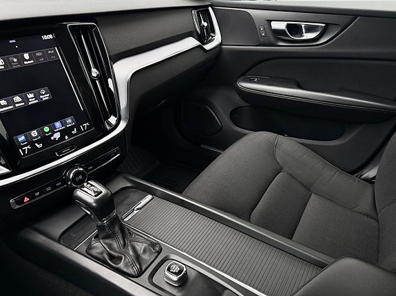 Volvo V60 17 of 19