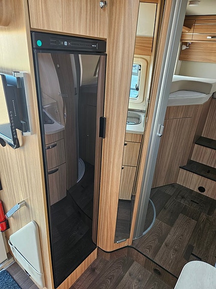 Hymer T 578 GL, långbäddar, elpatron, cykelställ,solcell, Euro6 17 of 30