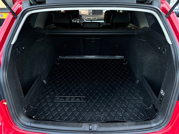 Volkswagen Passat Alltrack 25 of 26