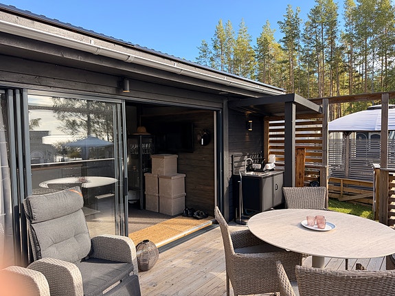 Övriga : Ekipage i toppskick med säsongsplats på Bomstadbaden camping, Karlstad 10 of 15