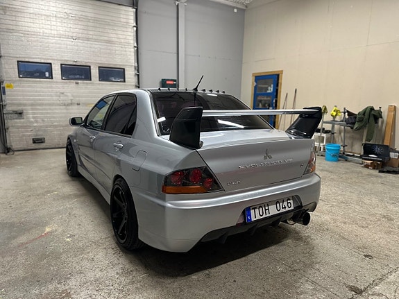 Mitsubishi Lancer 7 of 28