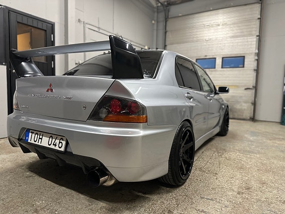 Mitsubishi Lancer 6 of 28