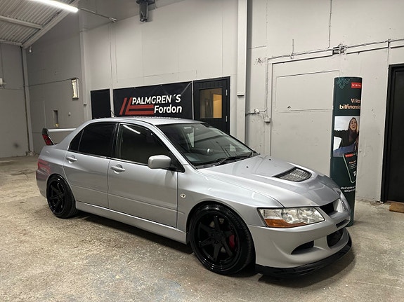 Mitsubishi Lancer 2 of 28