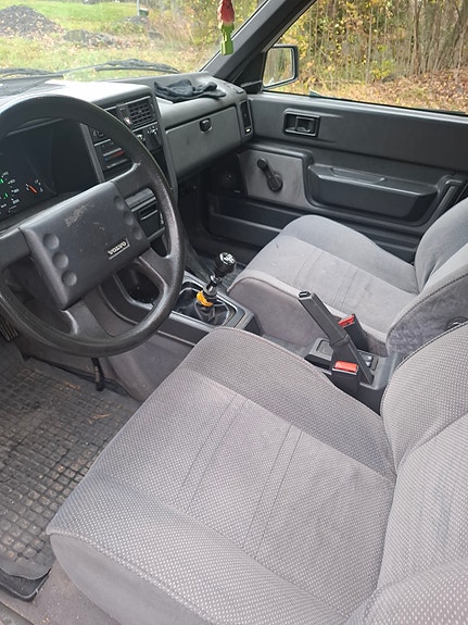 Volvo 360 7 of 9