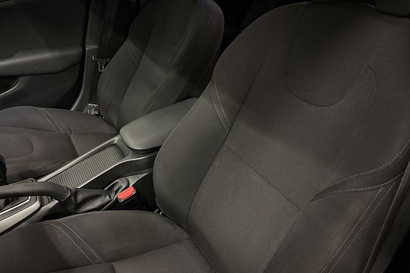 Volvo V40 22 of 23