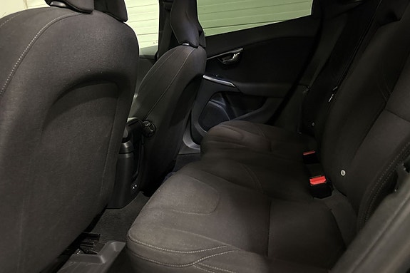 Volvo V40 21 of 23