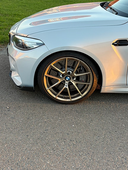 BMW M2 4 of 7