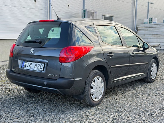 Peugeot 207 SW 5 of 12