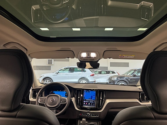 Volvo XC60 23 of 26