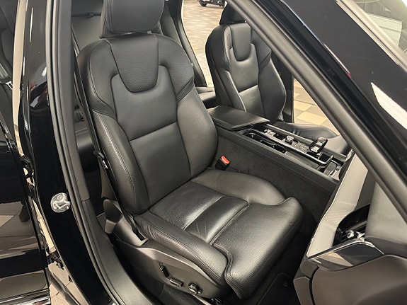 Volvo XC60 20 of 26