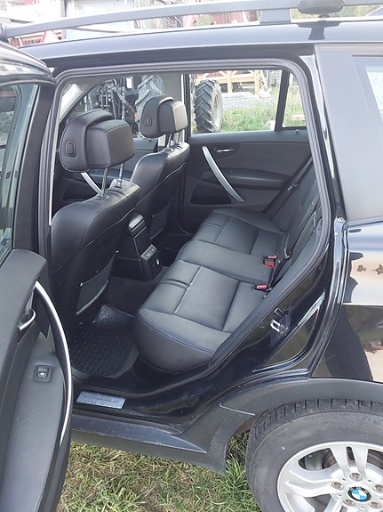 BMW X3 6 of 9