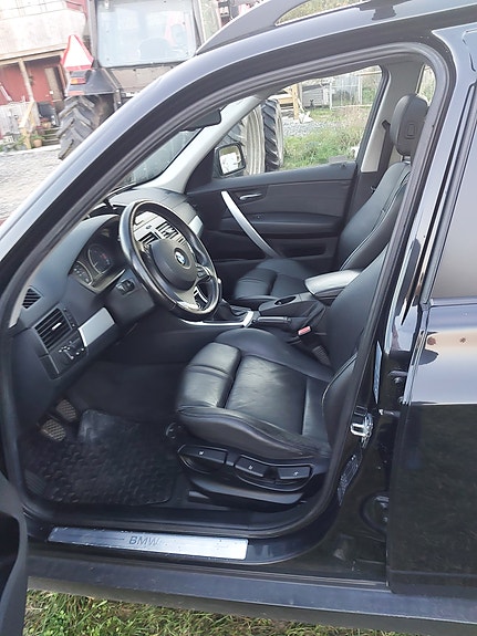 BMW X3 5 of 9