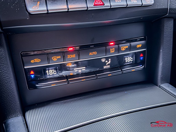 Mercedes-Benz E220 26 of 30