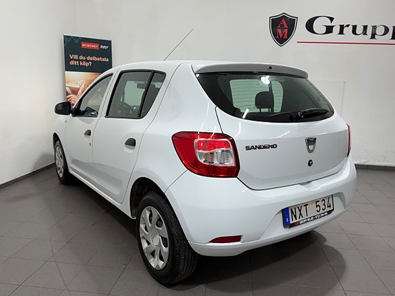 Dacia Sandero 9 of 16