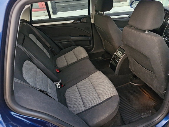 Skoda Superb 10 of 15
