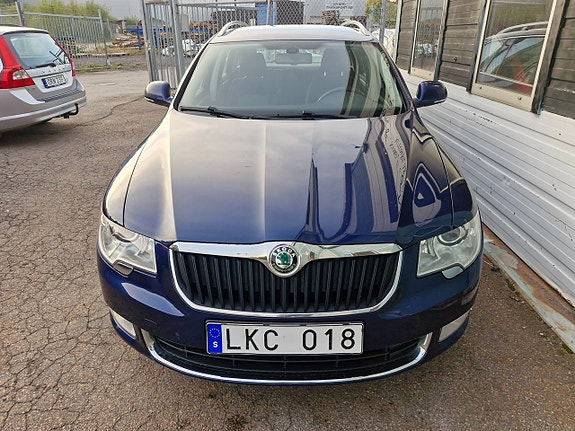 Skoda Superb 4 of 15