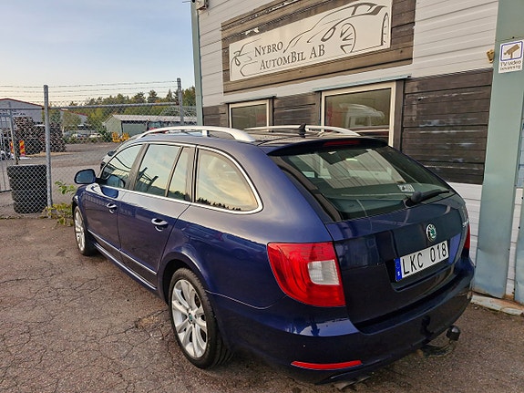 Skoda Superb 14 of 15