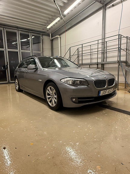 BMW 520d 3 of 9
