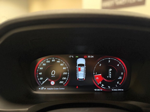 Volvo V90 Cross Country 23 of 30