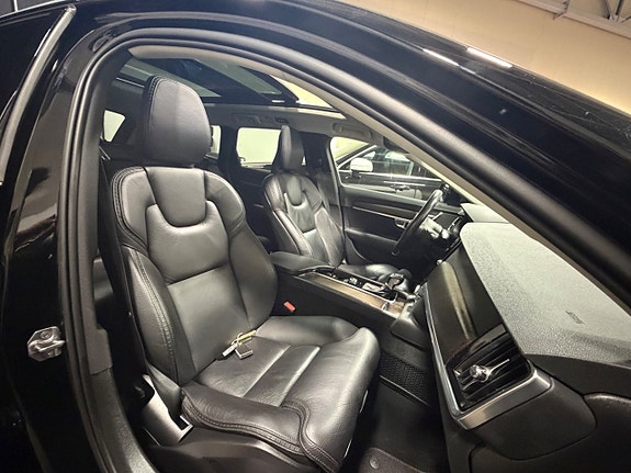 Volvo V90 Cross Country 15 of 30