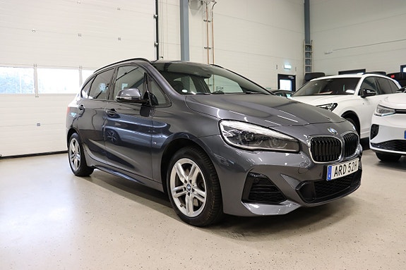 BMW 225xe 3 of 29