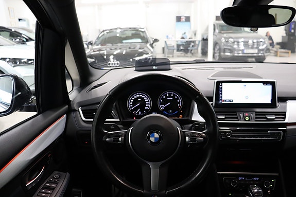 BMW 225xe 13 of 29