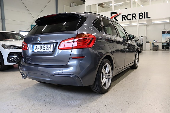 BMW 225xe 4 of 29