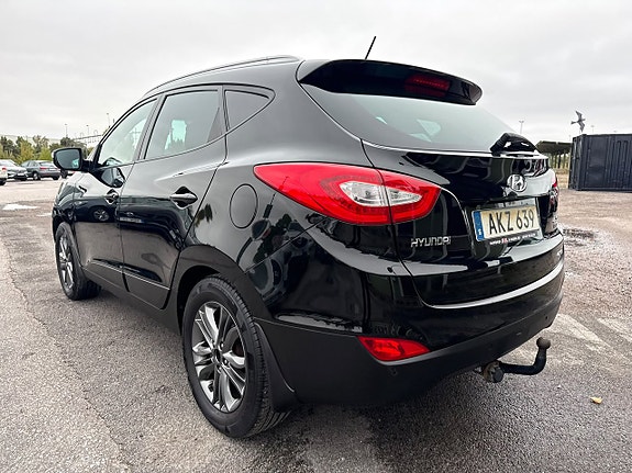 Hyundai ix35 2 of 10