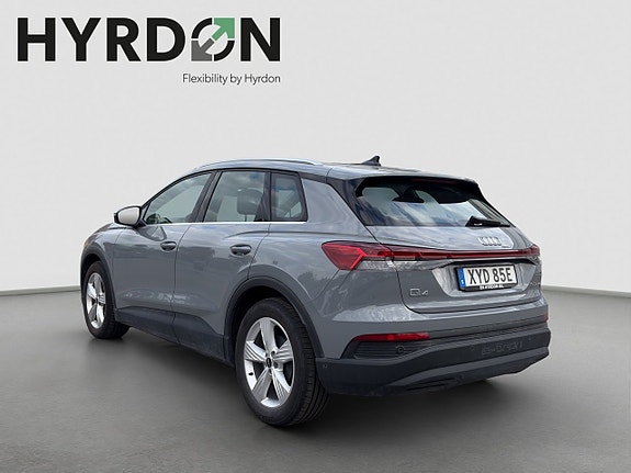 Audi Q4 e-tron 4 of 21
