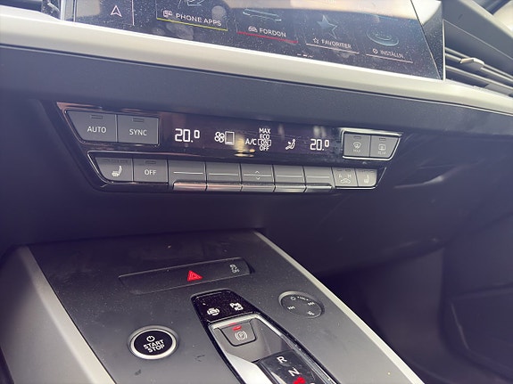 Audi Q4 e-tron 16 of 21